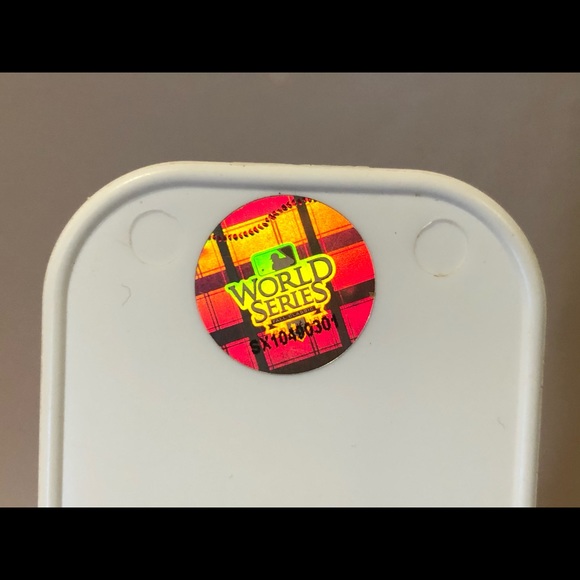 Authentic SF Giants World Series Cheer Pom Poms - Picture 8 of 8